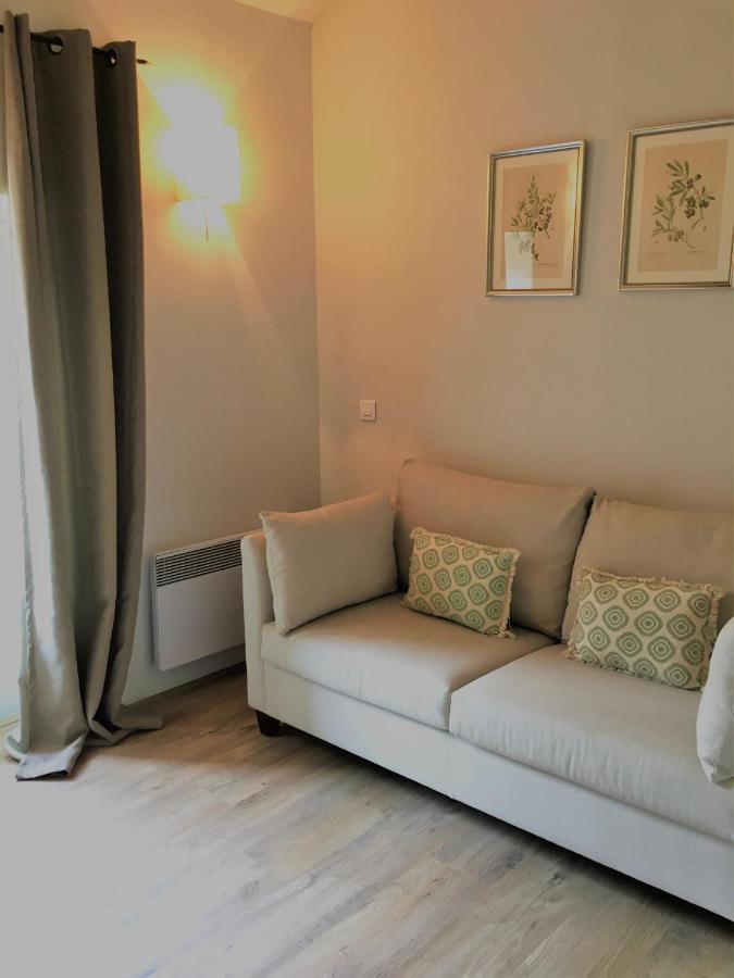 Domaine Le Bois Des Dames Bed & Breakfast Chantemerle-les-Grignan Exterior photo